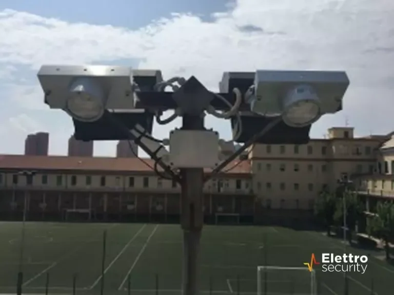 imgi_6_rno-illuminazione-campo-calcio-11zon